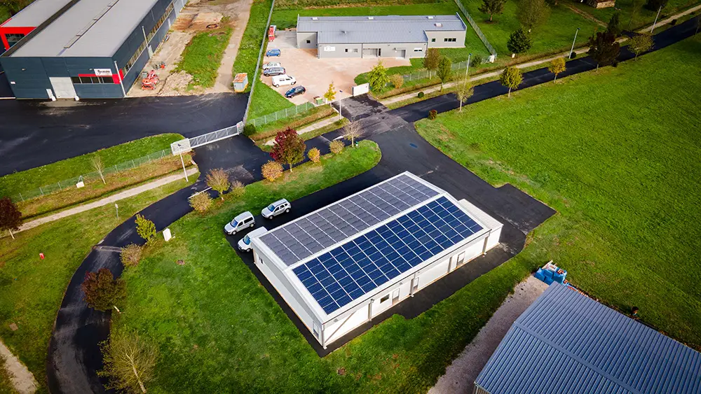 panneaux solaires pour le secteur tertiaire à Cahors, une solution économique et durable