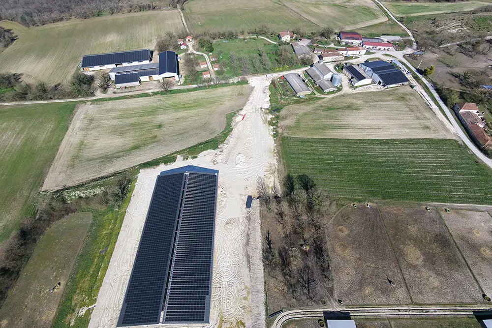 système photovoltaïque avec vente totale à Cahors, maximisez vos revenus grâce à l'énergie solaire